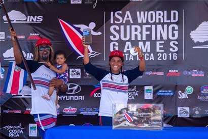 Mañana inician Centroamérica Surfing Games en Jacó - Periódico La República (Costa Rica)
