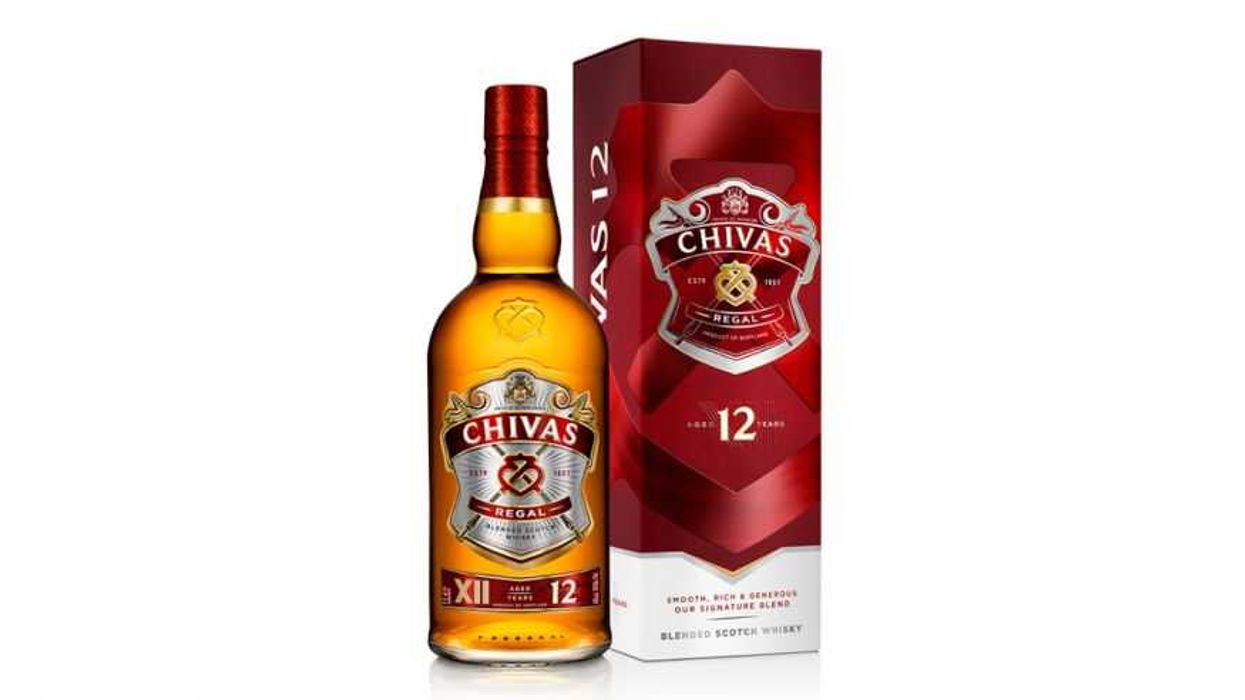 Chivas 12 presenta su nueva imagen audaz, contemporánea y sostenible