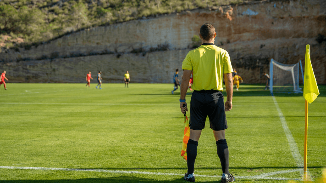 ¿Le gustaría ser árbitro de fútbol? Pronto dará inicio un curso de formación