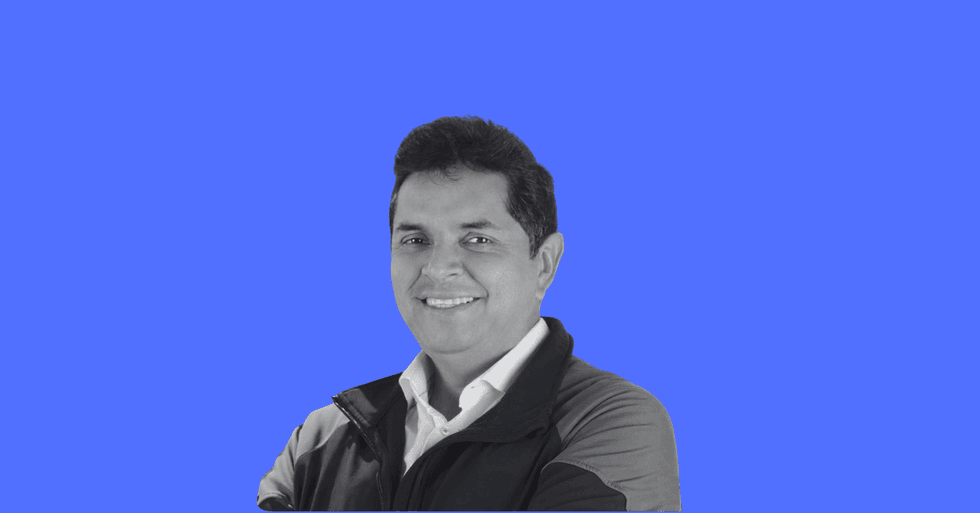 La IA propone y el ser humano dispone