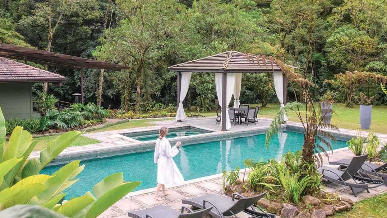 El Silencio Lodge & Spa invita a desconectarse del ruido en medio del bosque nuboso