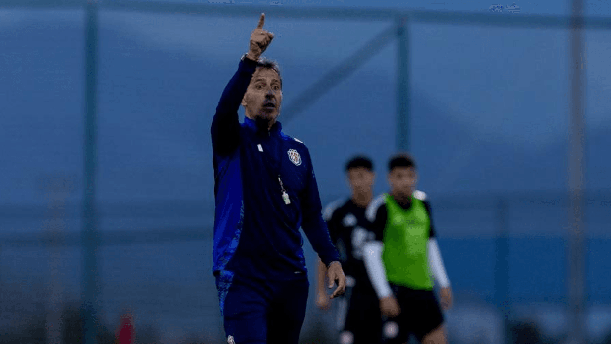 Fernando Batista define a los jugadores por los que apuesta para el inicio de la Liga de Naciones