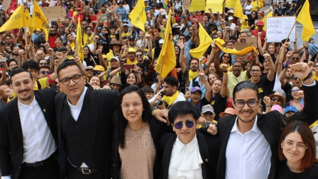 Frente Amplio evita felicitar a líder opositora de Venezuela por ganar Premio Nobel de la Paz, ¿por qué?