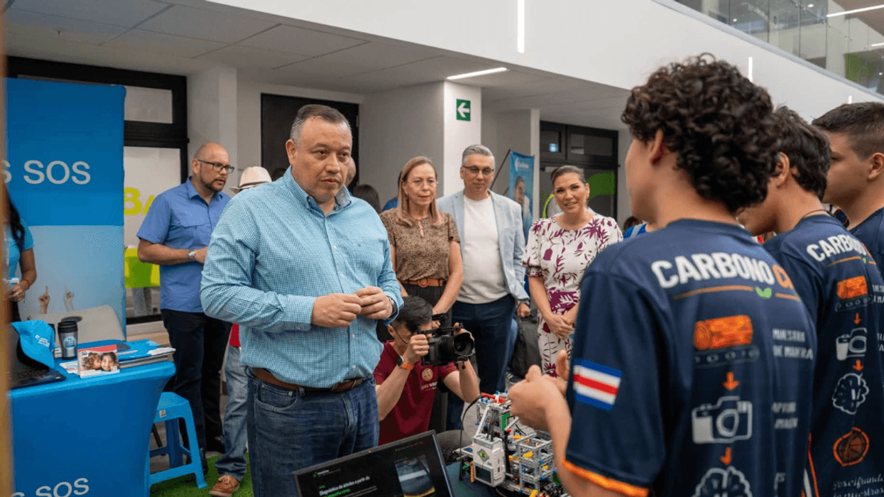 Francisco Gamboa destaca carreras STEAM para jóvenes en la final de Olimpiada Nacional de Robótica