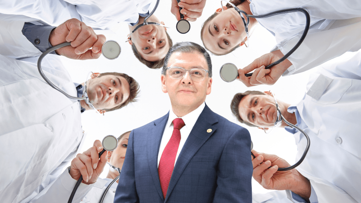 Colegio de Médicos propone que 15 mil doctores privados y tecnología atiendan listas de espera de la CCSS