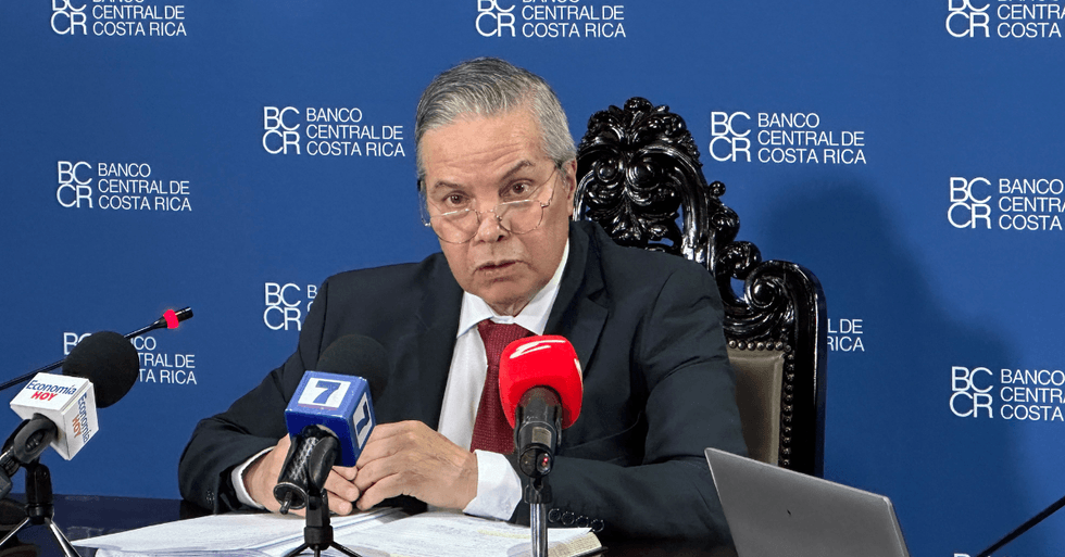 Banco Central opta por la prudencia y dólar seguirá a la baja