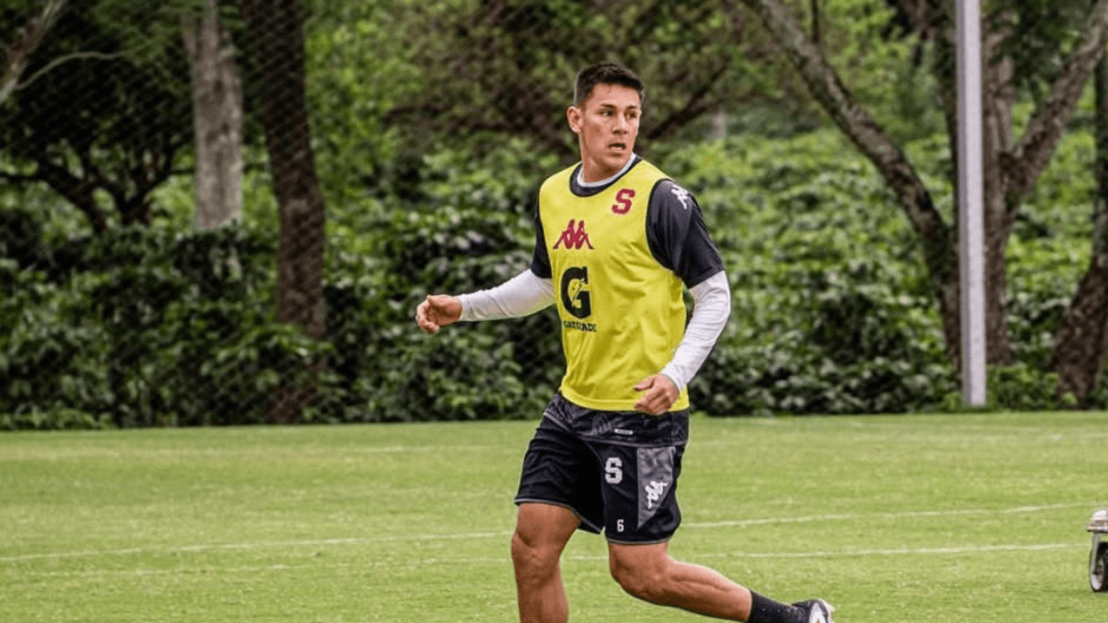 Saprissa recupera figura de la defensa para la segunda vuelta del Apertura 2026