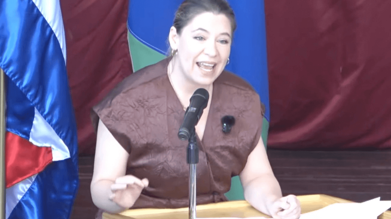 (Video) Abucheos y gritos en Puntarenas: Fuera a Claudia Dobles, al Frente Amplio y al PLN