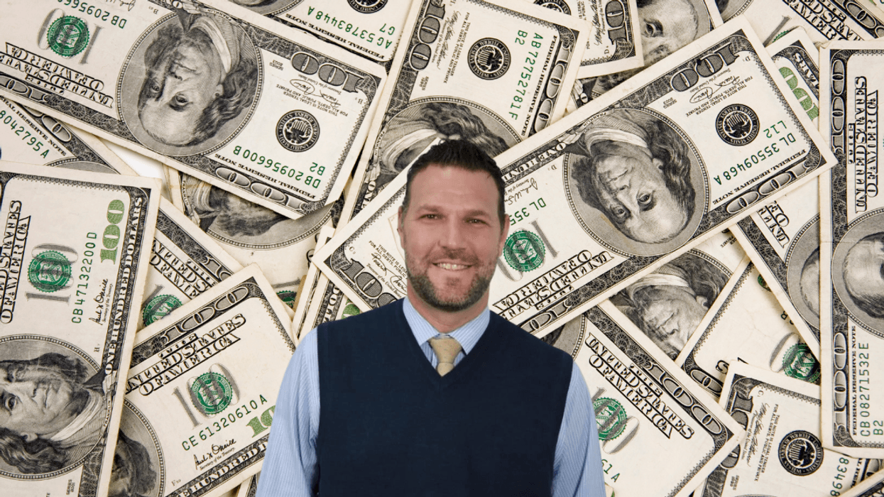 Dólar registra cuatro días seguidos al alza, pero a cuenta gotas