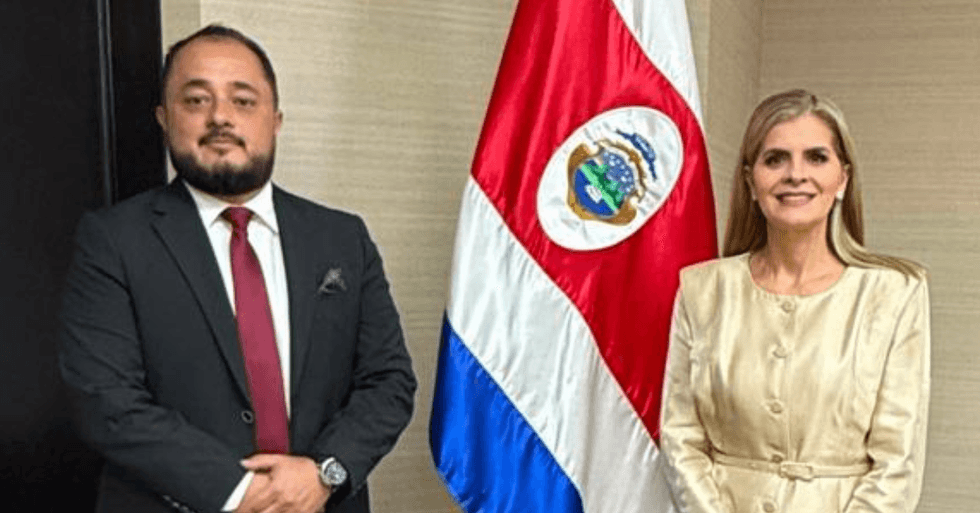 Gobierno anuncia varias salidas y llegadas al gabinete