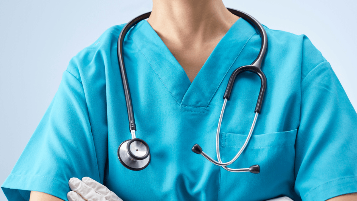 44% de estudiantes aprobó examen para convertirse en médico: ¿cuáles universidades lograron los mejores resultados?