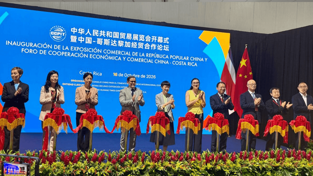 Autos eléctricos, paneles solares y tesoros de la Ciudad Prohibida: la expo china abre gratis en Pedregal