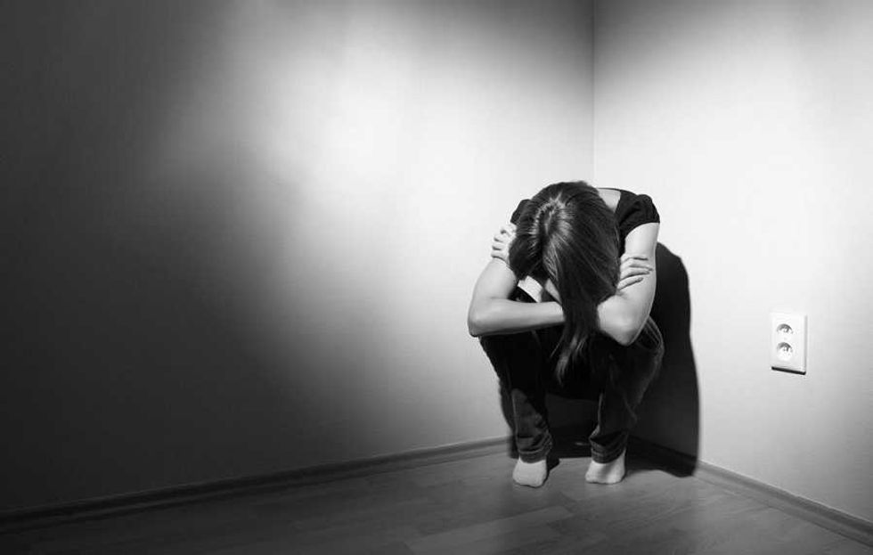 Jóvenes de 17 a 24 años están entre quienes más intentos de suicidio registran en Costa Rica