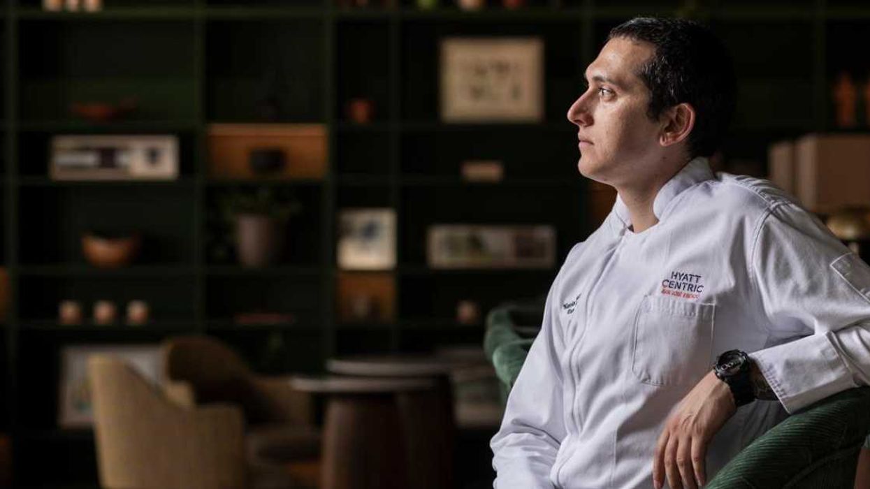 Chefs de Ecuador y Costa Rica se unen en una cena al centro de la mesa en Escazú