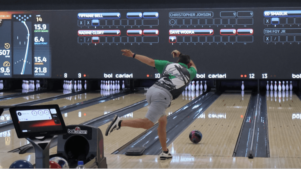 Regresa el tradicional Torneo Internacional de Boliche La Raza con más de 370 participantes