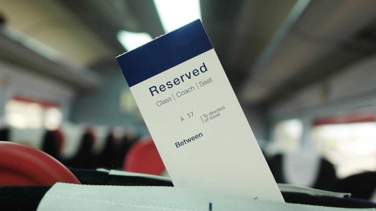 Migración suspende nuevamente cobro de multa a extranjeros