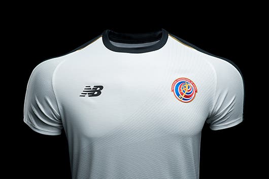 La Sele usará camiseta conmemorativa Italia 90 en el Mundial de Rusia