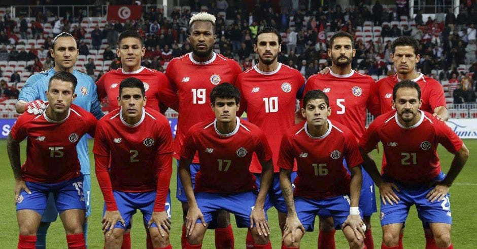 Once titular de Costa Rica en amistoso contra Escocia.