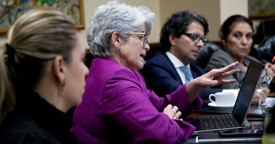 Rocío Aguilar, ministra de Hacienda, compareció ante los diputados.