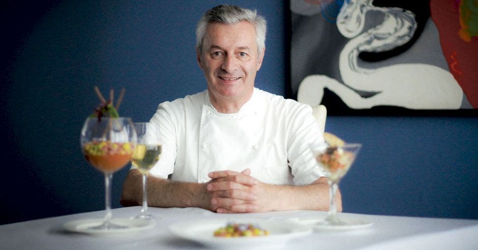 chef francés Philippe Girard en el restaurante Chateau 1525