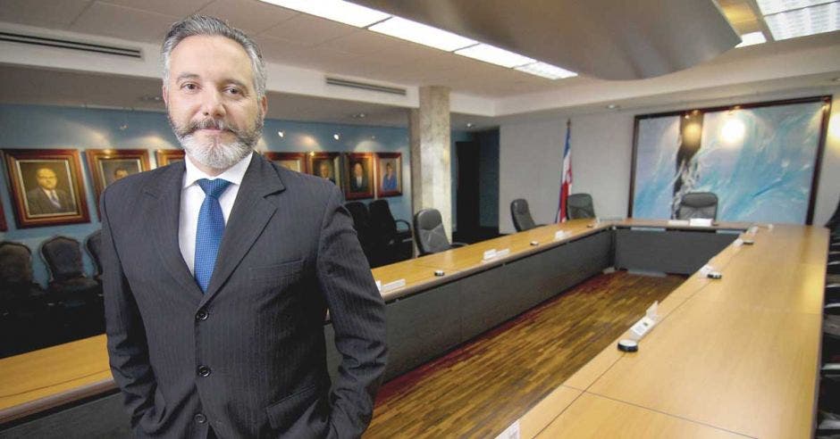 Fernando Llorca, presidente ejecutivo de la Caja de Seguro Social