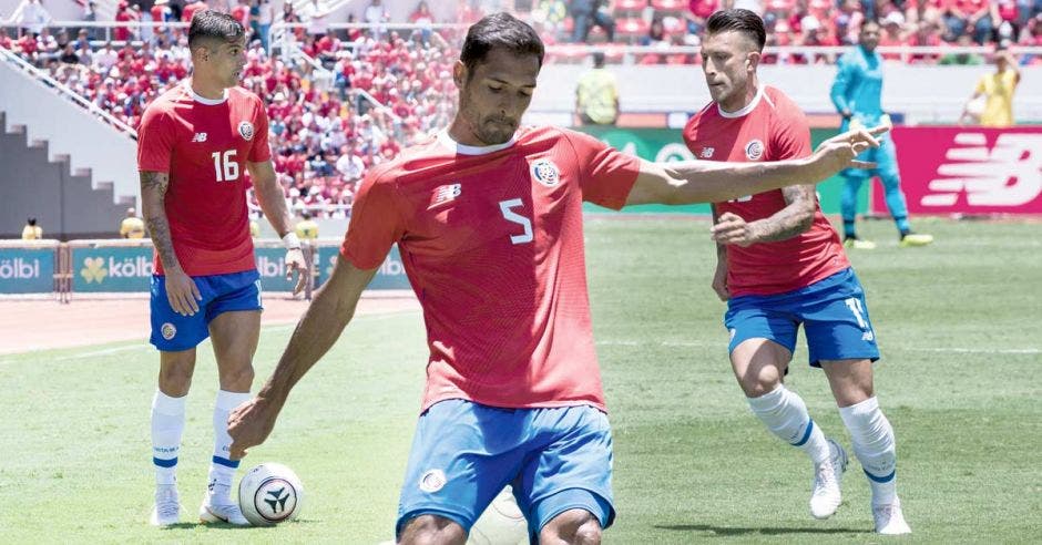 Cristian Gamboa, Celso Borges y Francisco Calvo