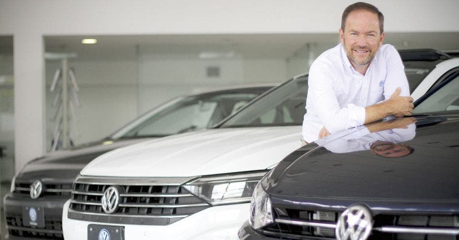 Ronald Vincent, gerente de Ventas de Automotriz