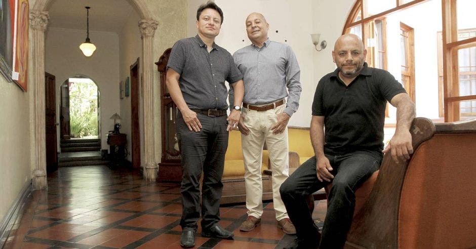 Max Espinoza, Carlos Alcázar y Mauricio Blanco