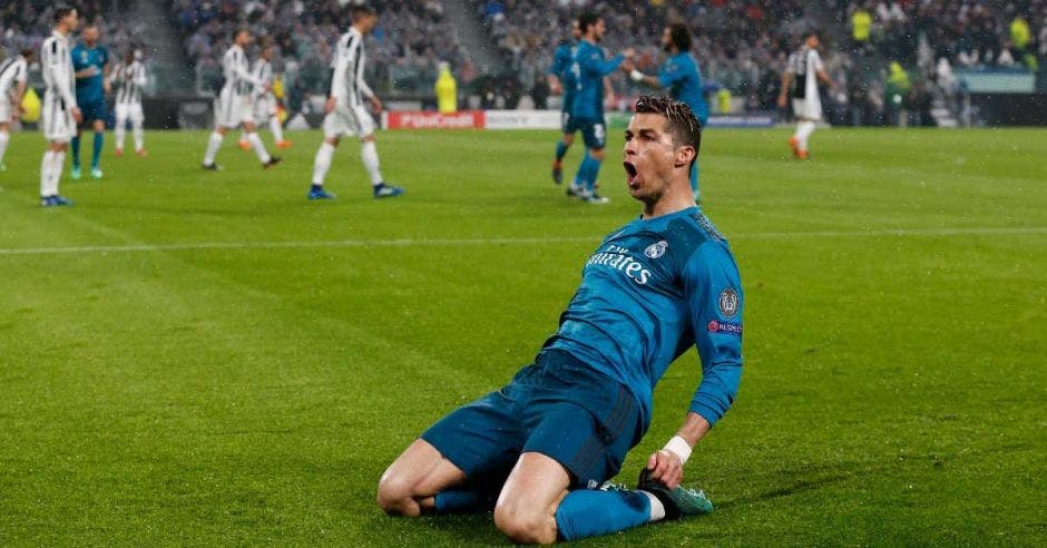 Cristiano Ronaldo celebra su gol anotado a la Juventus