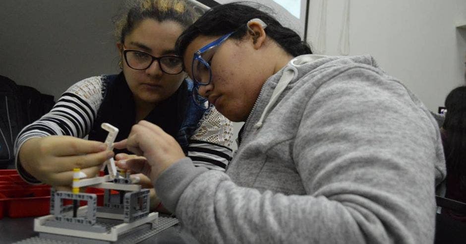 Mujeres trabajando