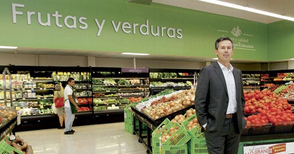 Aquileo Sánchez, Walmart