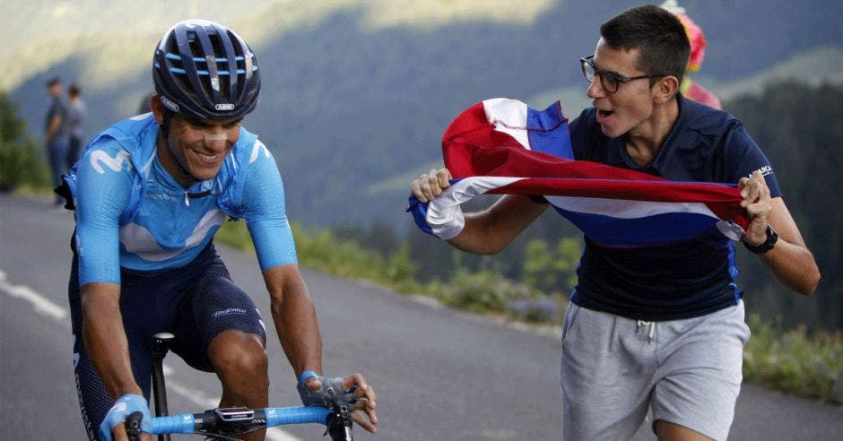 Andrey Amador se encuentra corriendo la Vuelta a España en medio de la polémica.