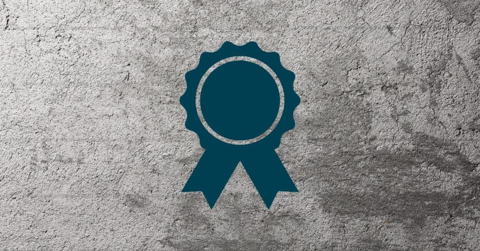 Un ribete sobre material de construcción