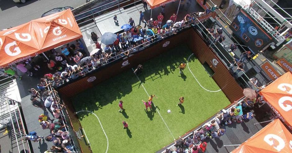 Las finales se jugarán en un barco estadio.