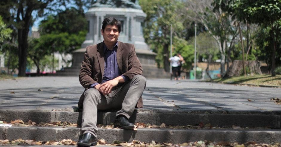 Carlos Alvarado, presidente de Costa Rica en el Parque Nacional