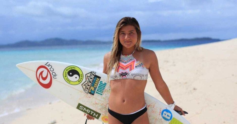 Brisa Hennessy competirá el siguiente año con las mejores surfistas del planeta. WSL/La República