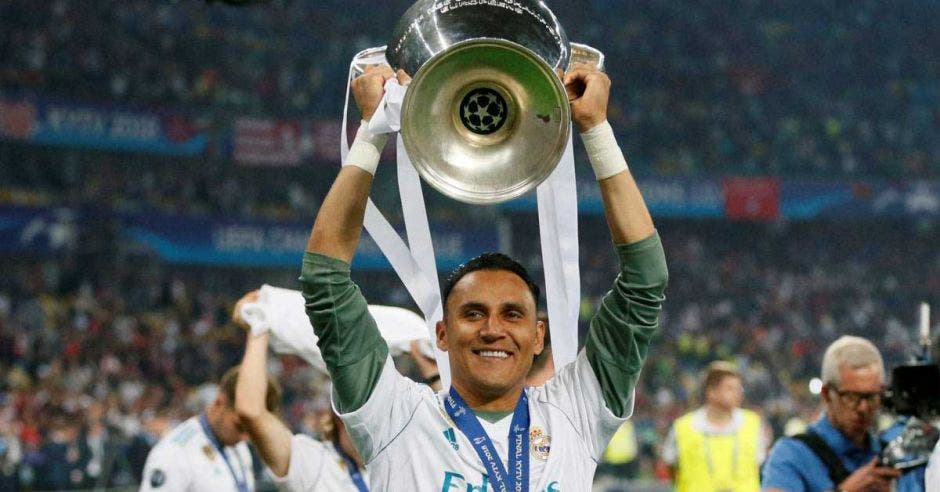 El tricampeón de Champions, Keylor Navas, fue nominado un año más. UEFA/La República