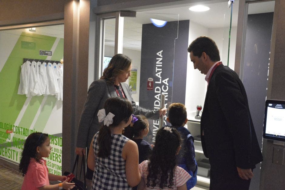 Apertura de la sala de la ULatina en KidZania