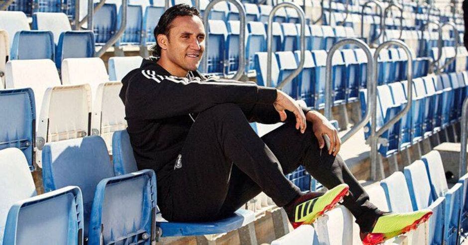 Keylor Navas solo ha sido titular en dos encuentros del actual campeonato español. Foto tomada del Facebook del Real Madrid/La República