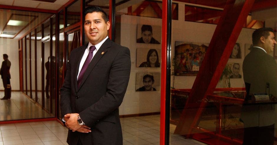 Steven Núñez, ministro de Trabajo.