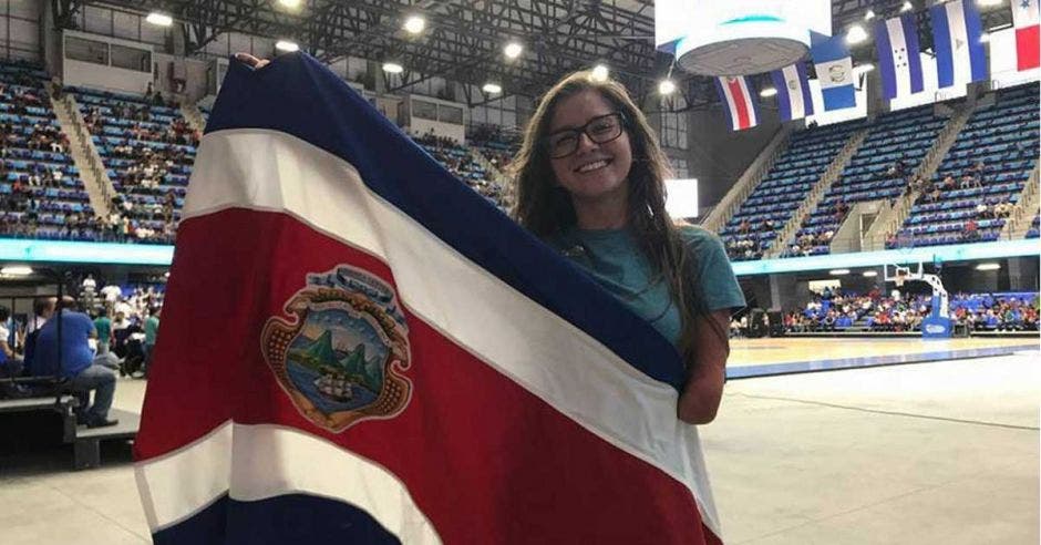 Camila Haase realizó una destacada participación en los Juegos Paracentroamericanos donde obtuvo cuatro medallas de oro. Cortesía/La República