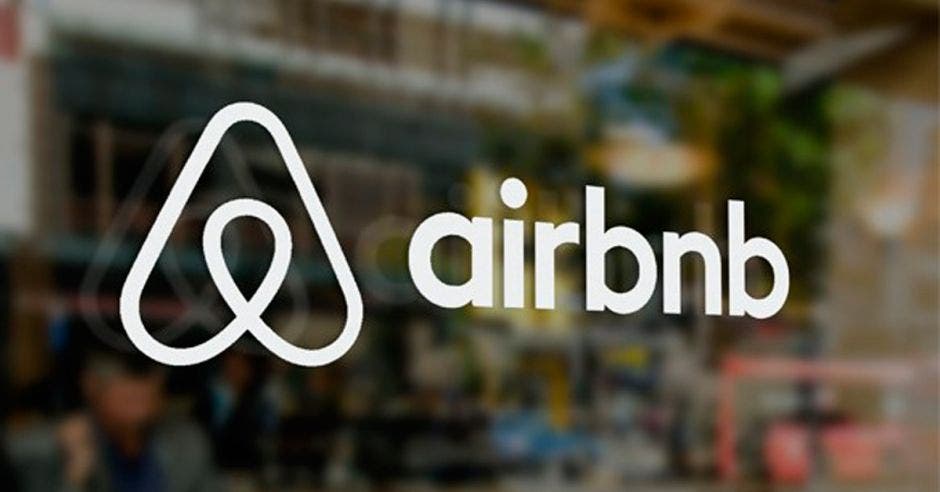 logo de Airbnb