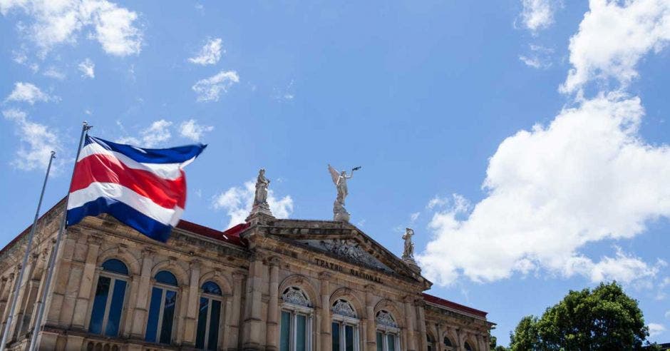 fachada de Teatro Nacional