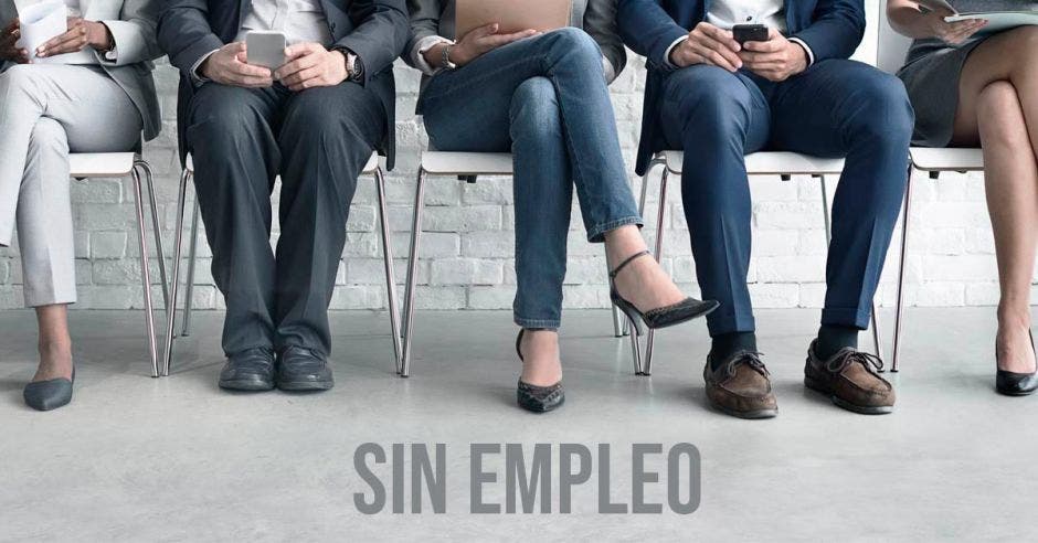 Adultos buscando empleo