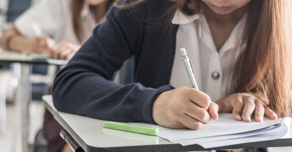 Este nuevo método pretende que el estudiante no solamente aprenda, además que aplique sus conocimientos adquiridos. Shutterstock/La República