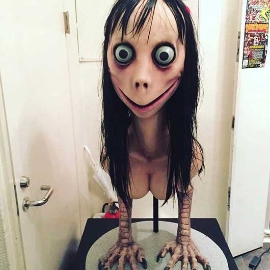 Escultura de Momo