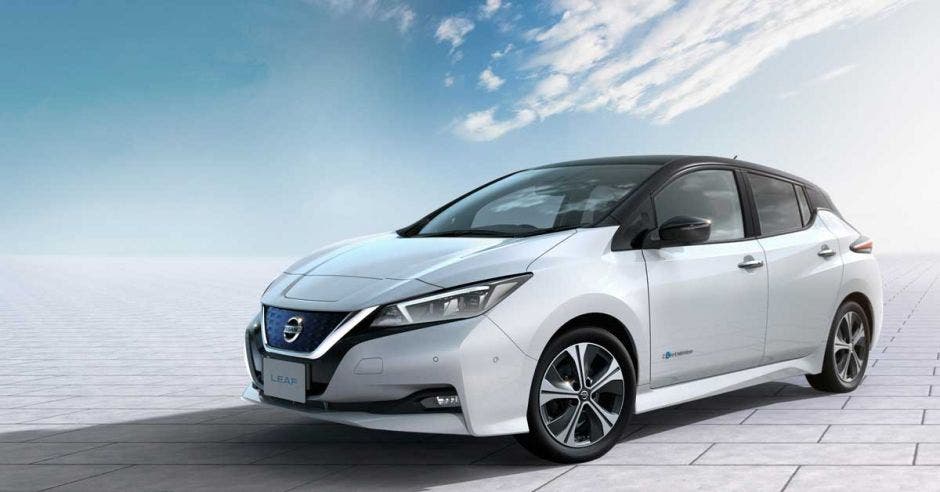 Sistema regenerativo recicla la energía y recarga la batería cada vez que levanta el pie del acelerador. Cortesía Nissan/La República