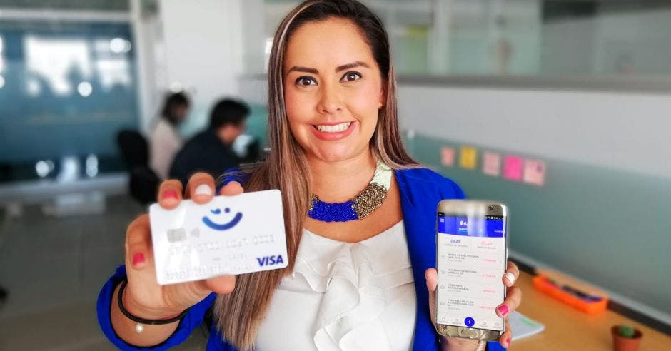 “Esta innovación llegó para atender las necesidades financieras de las personas que buscan servicios 100% digitales", dijo Diana Vargas, gerente de Mercadeo de Wink. Cortesía/La República