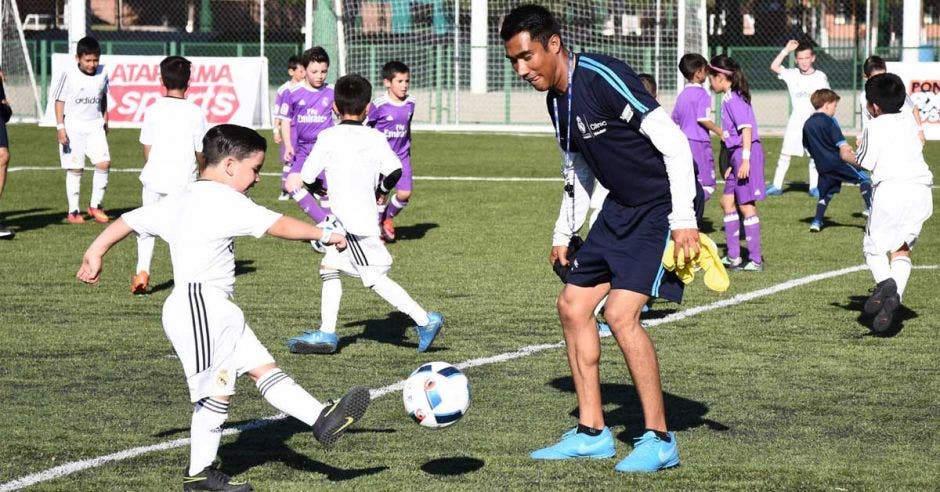 Jugadores y entrenadores podrán capacitarse en este "Clinic". FRM/La República