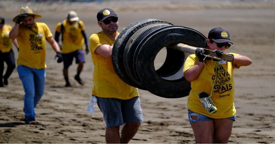 Voluntarios